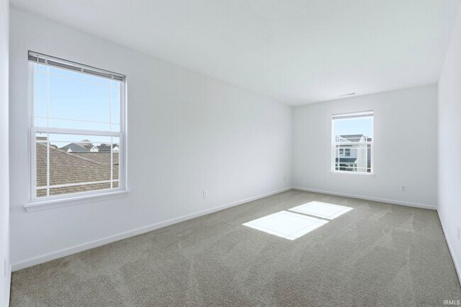 Building Photo - 4152 Bradley Dr