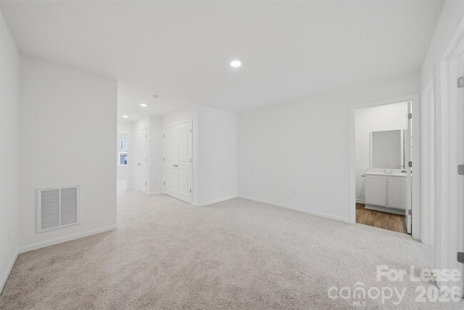Building Photo - 1921 Tranquility Cir