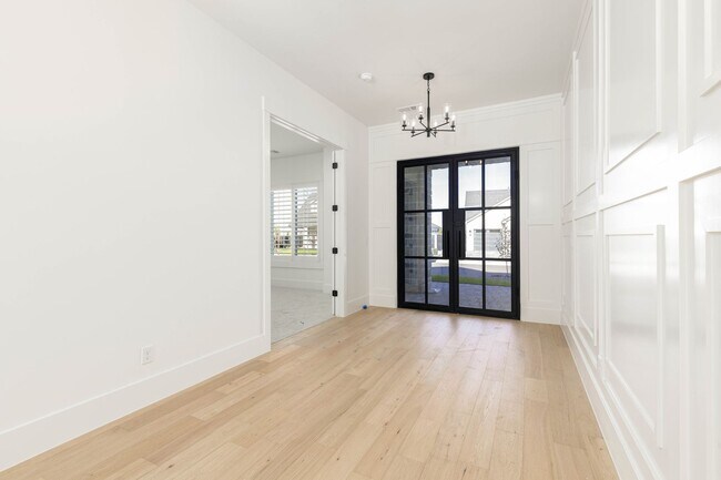 Building Photo - Beautiful 5 bed 4 bath home in Desert Cany...