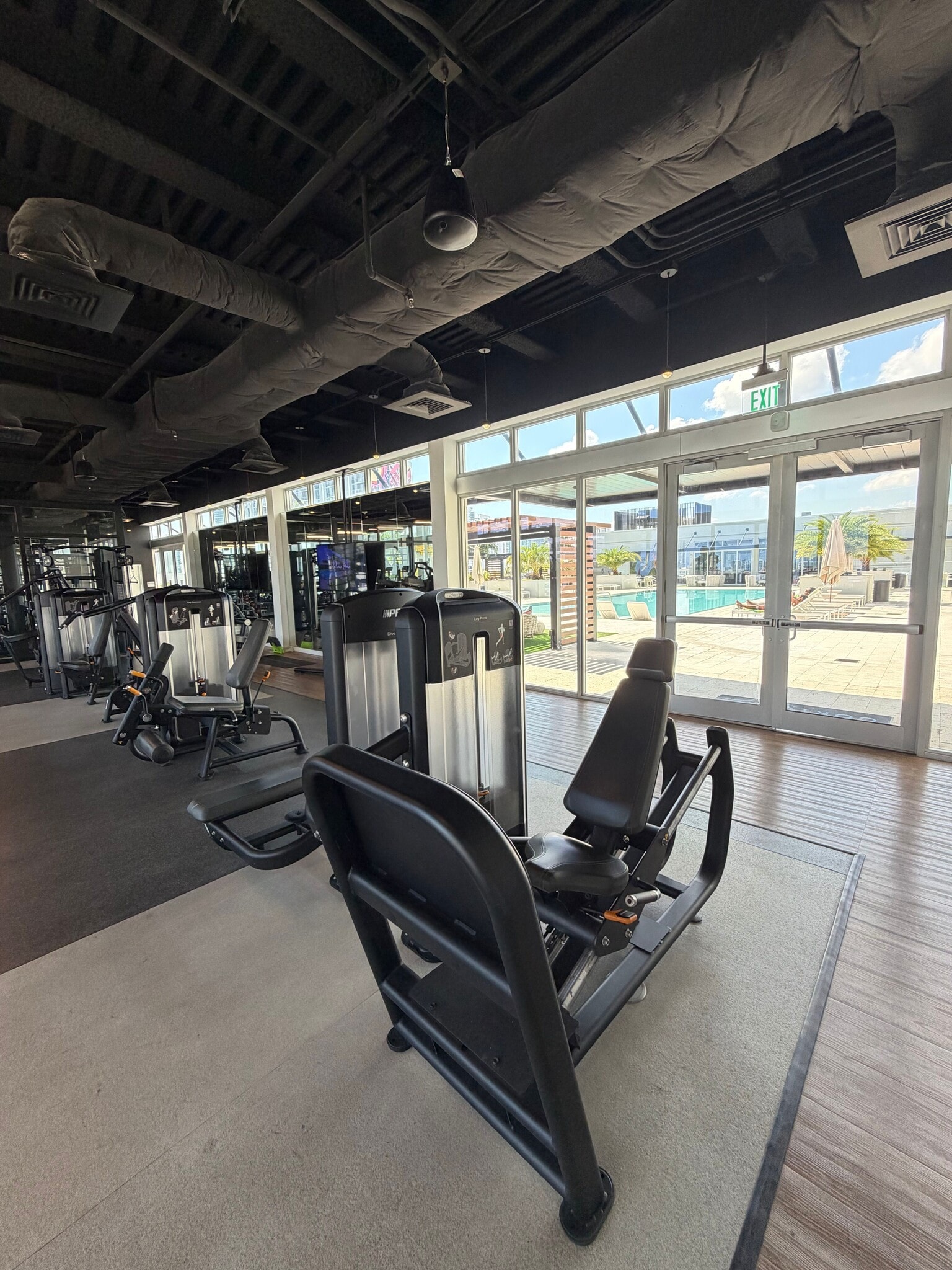 Building Photo - 237 NE 33rd St