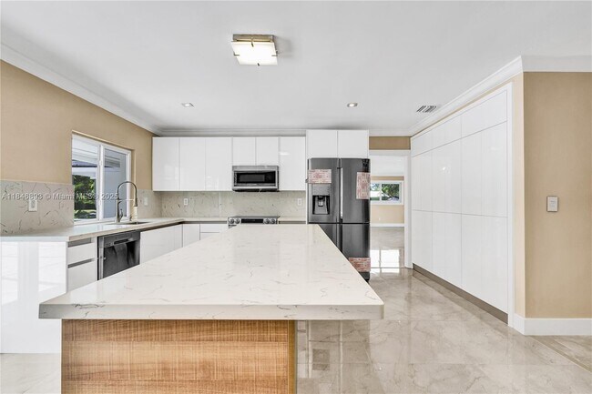 Building Photo - 7620 SW 164th St