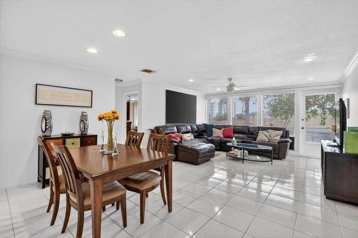 Building Photo - 19927 Boca W Dr