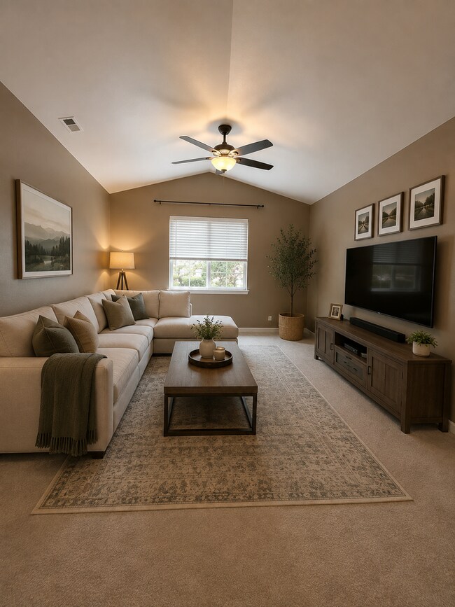 Building Photo - 5207 Villa Dr