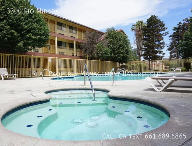 Building Photo - 3300 Rio Mirada Dr