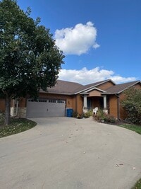 Building Photo - 694 Panorama Cir NW