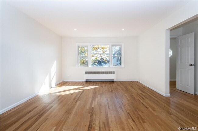 Building Photo - 7 Yonkers Terrace