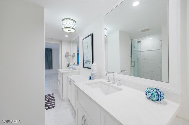 Building Photo - 9715 Gulf Shore Dr