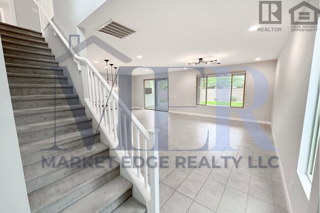 Building Photo - 3Bed/2.5Bath House at Deer Valley/Cave Creek Rd! $4995 Move-In Special! Ready for Immediate Move-In!