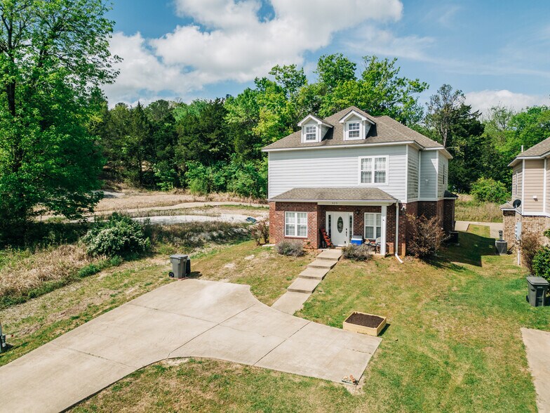 Front Side of Triplex - 919 Muirfield Dr