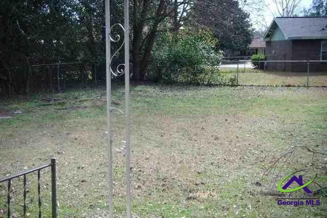 Building Photo - 607 Greenbriar Rd