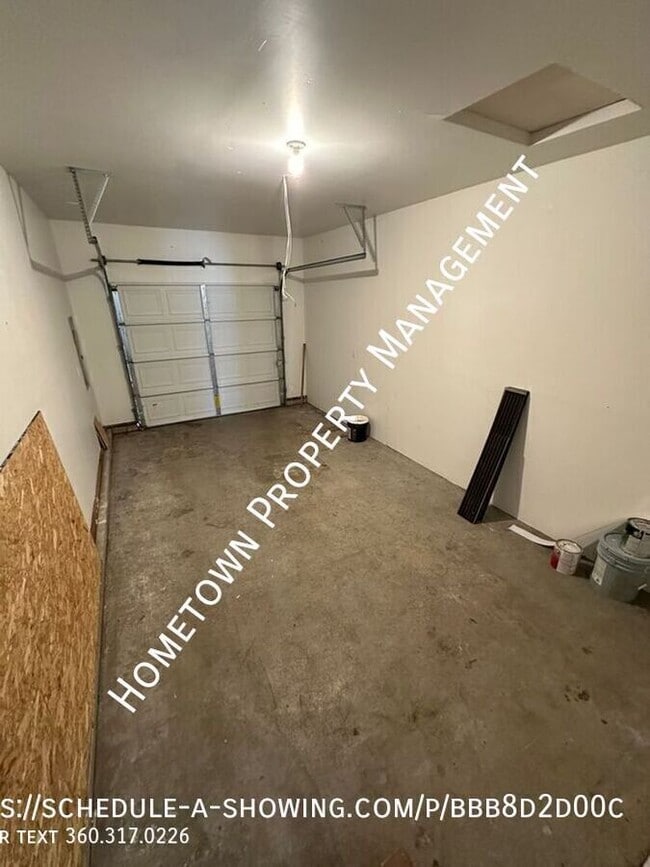 Building Photo - 223 Mill Rd SE