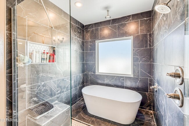 Building Photo - 2375 Enchanted Peaks