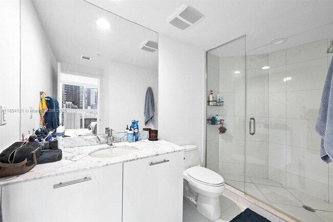 Building Photo - 500 Brickell Ave