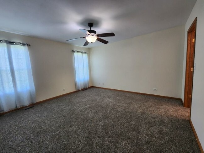 Building Photo - 1804 Parkside Dr