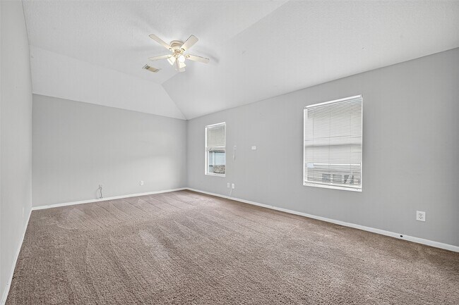 Building Photo - 15430 Elm Leaf Pl