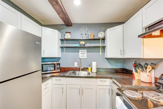 Building Photo - 7110 Apache Dr