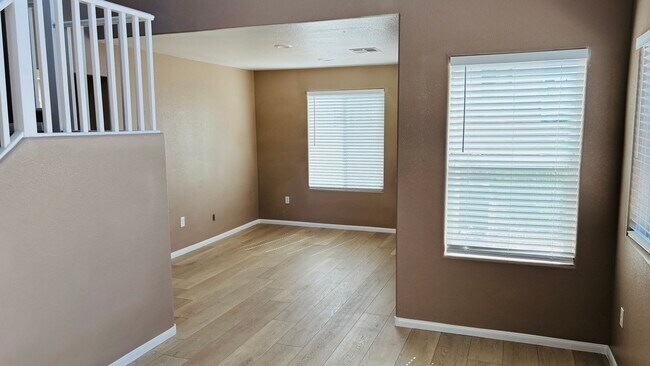 Building Photo - 8132 Stonyford Ct