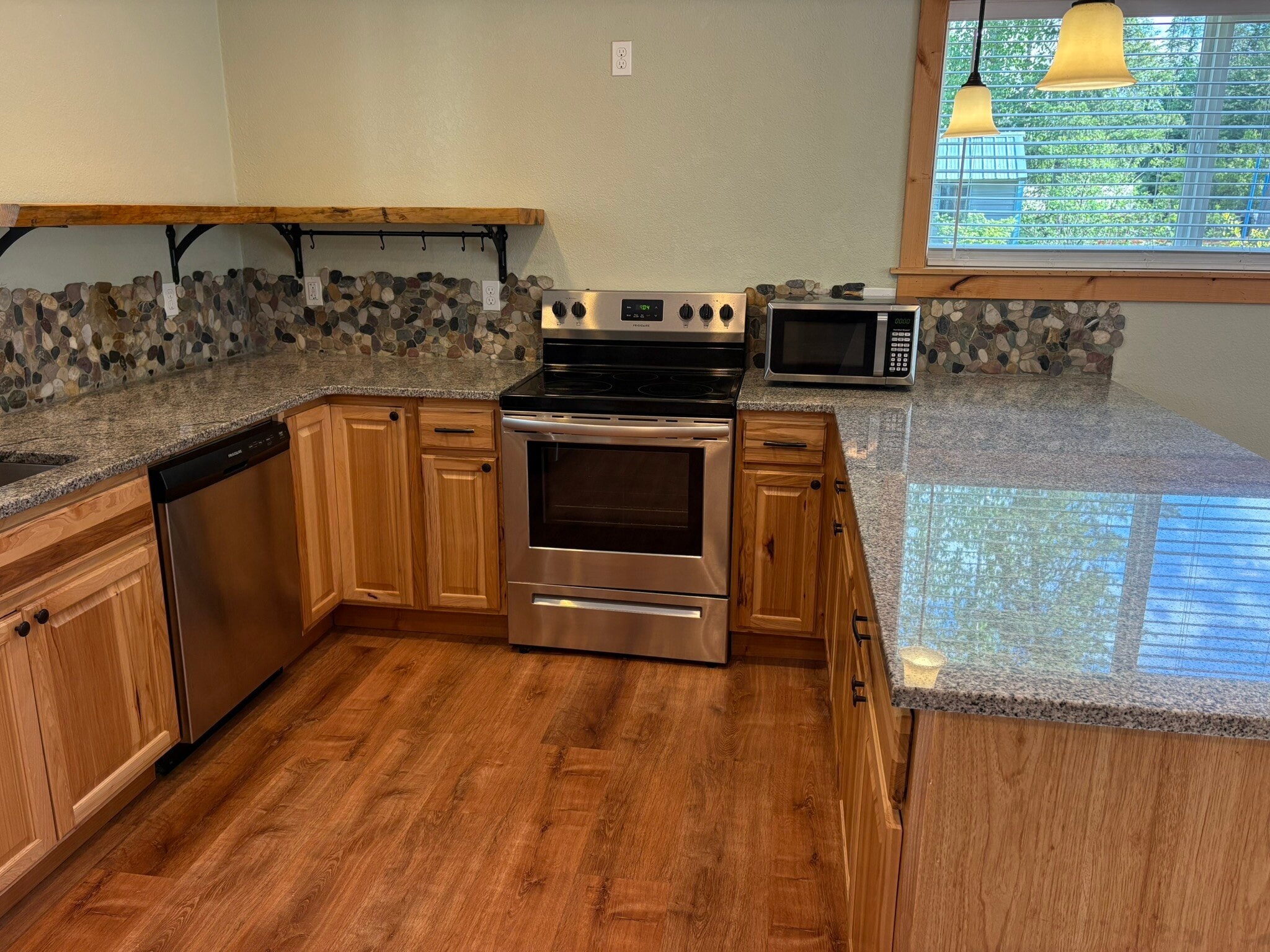 kitchen - 403 Carr Creek Rd