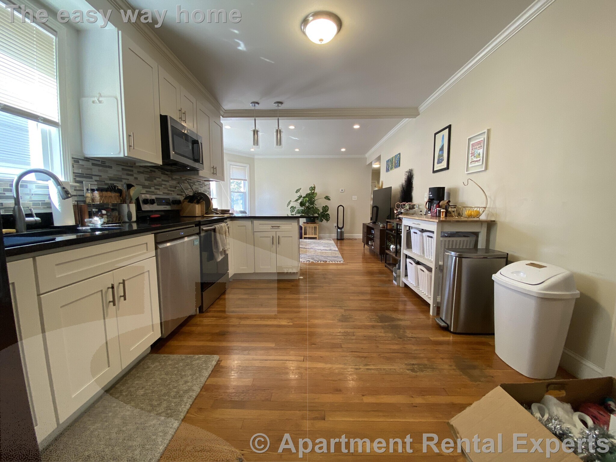 Building Photo - 22 Rice St