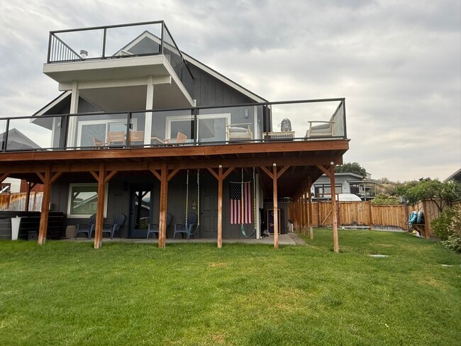 Building Photo - 307 Butte Rd