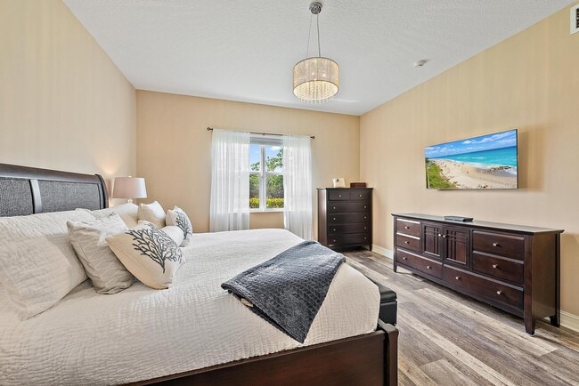 Building Photo - 10236 Orchid Reserve Dr