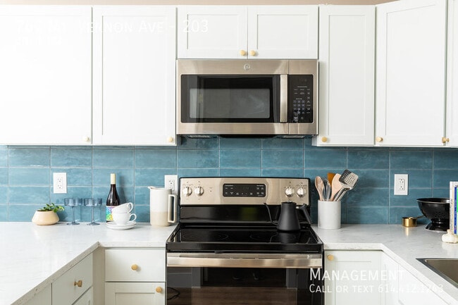 Building Photo - 760 Mt Vernon Ave