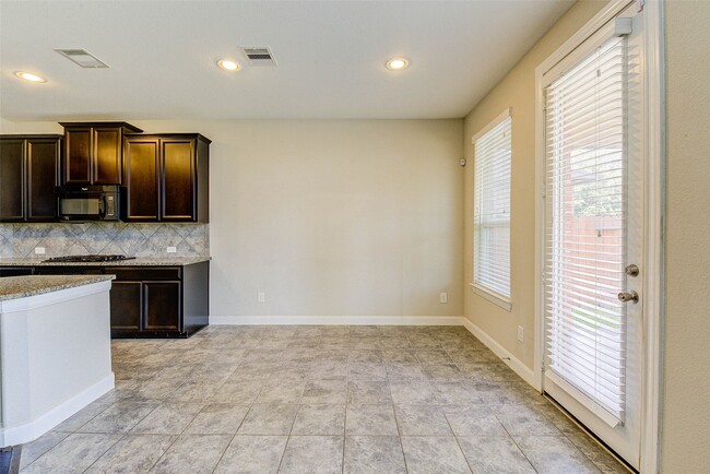 Building Photo - 22530 Cutter Mill Dr
