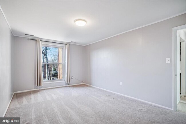 Building Photo - 3356 Woodburn Rd