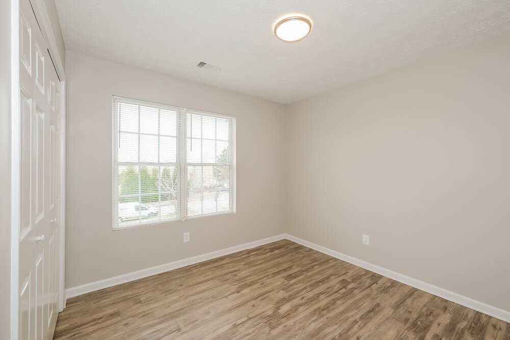 Building Photo - 458 Old Tree Dr