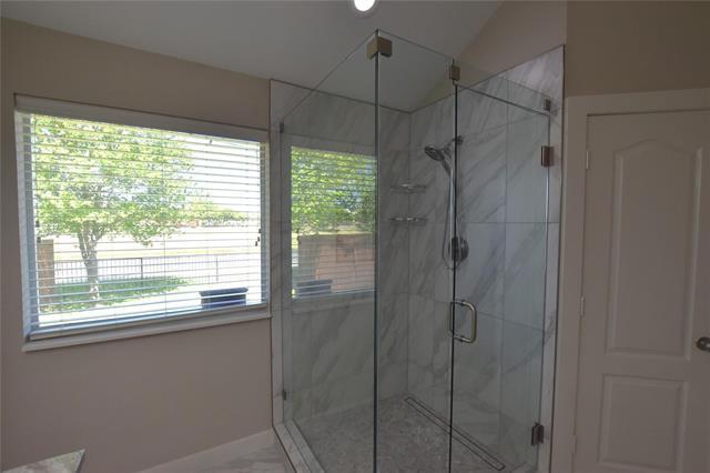 Building Photo - 2757 Cascade Cove Dr