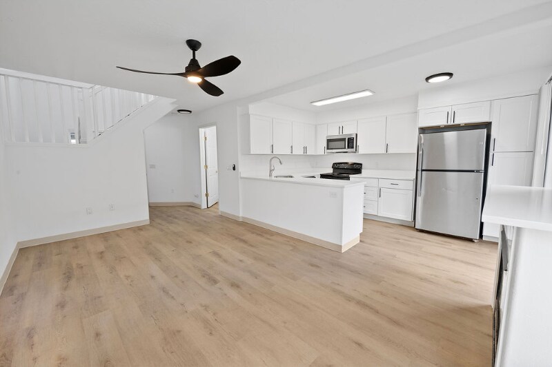 Building Photo - 578-578 7th Ave