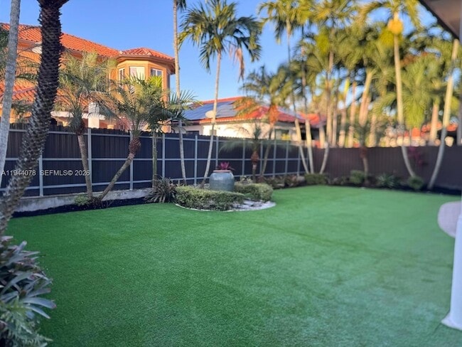 Building Photo - 15387 SW 21 Ln