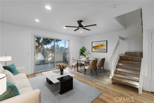 Building Photo - 23391 La Crescenta Ln