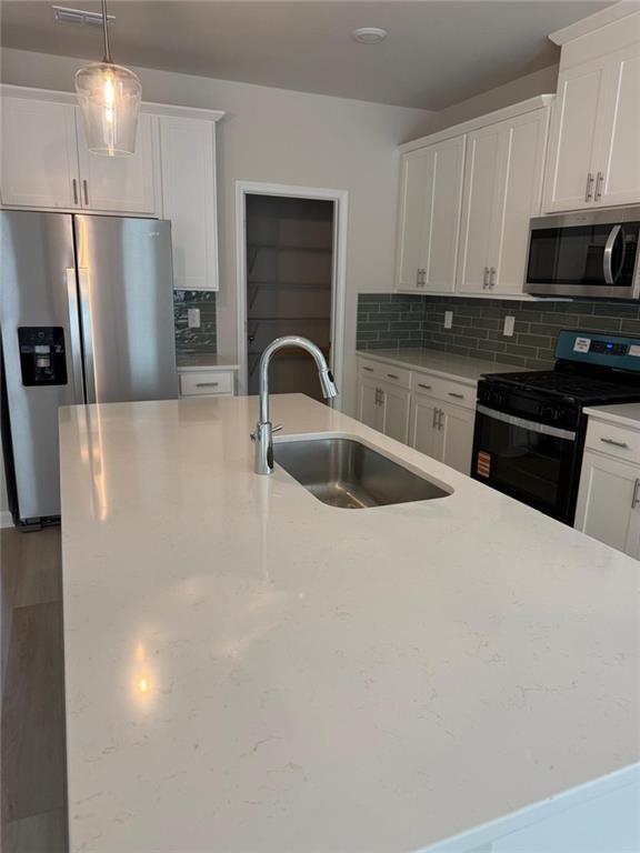 Building Photo - 181 Vly Oak Dr