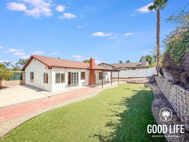 Building Photo - 6645 Amberly St