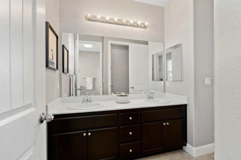 Building Photo - 40 Greystone Pl
