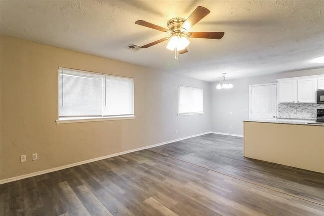Building Photo - 1228 NW 105th St