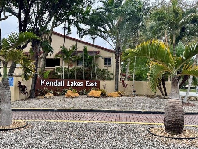 Building Photo - 6375 SW 136th Ct