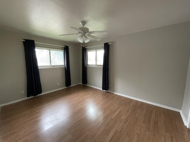 Building Photo - 5623 Granger Pl