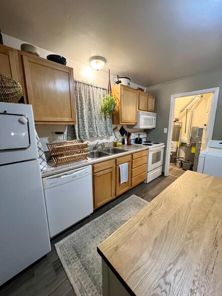 Building Photo - 4021 Goodell Ln