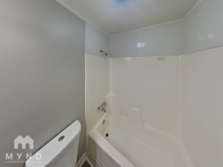 Building Photo - 2515 Winterfield Dr