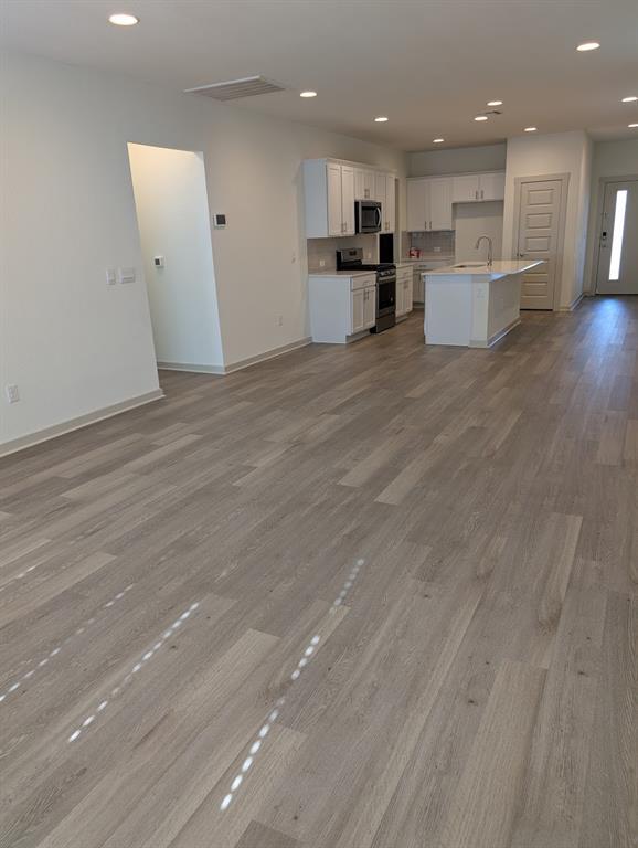 Building Photo - 7705 Jackson Graham Dr