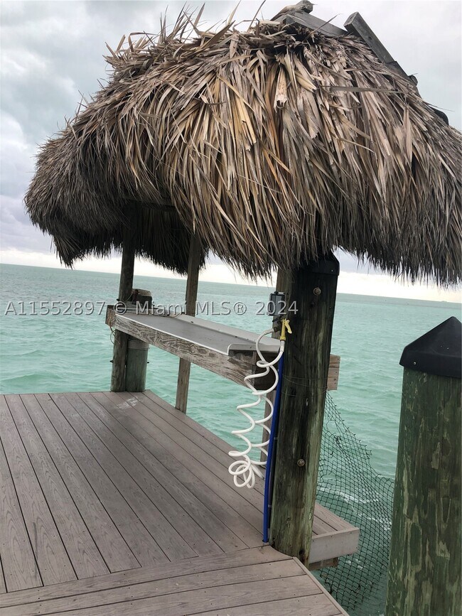 Building Photo - 10877 Overseas Hwy