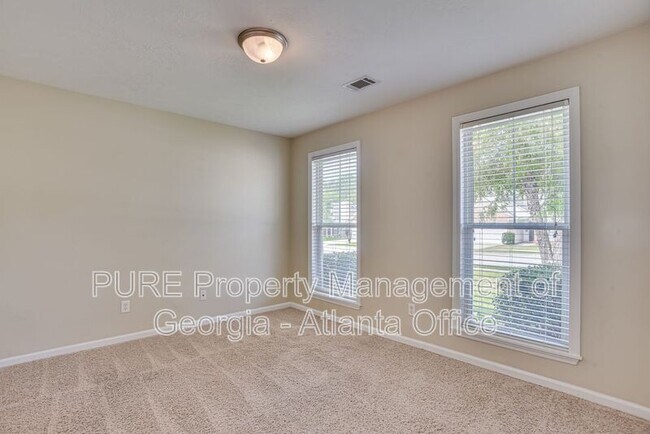 Building Photo - 247 High Meadows Cir