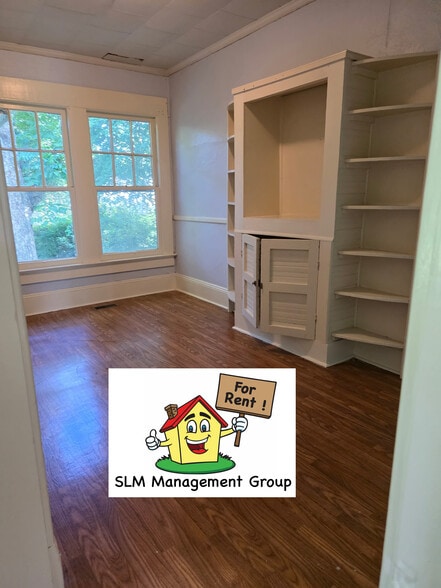 Building Photo - 215 Bethel St