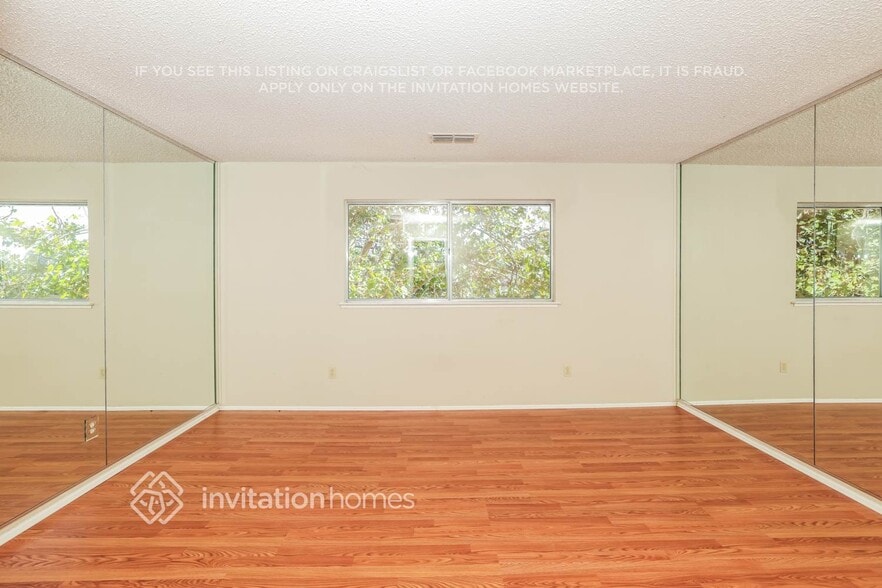 Building Photo - 4886 Birkdale Cir