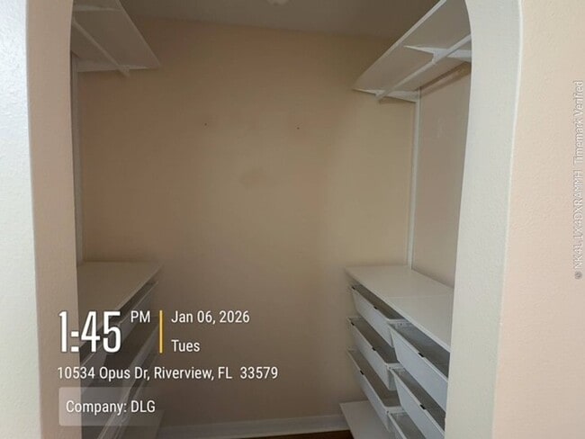 Building Photo - 3 Bd/2 Bath fully renovated home in South Fork