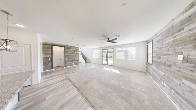 Building Photo - Beautiful 2 Story 4 Bedroom 3 Bathroom home in Beaumont, Ca.