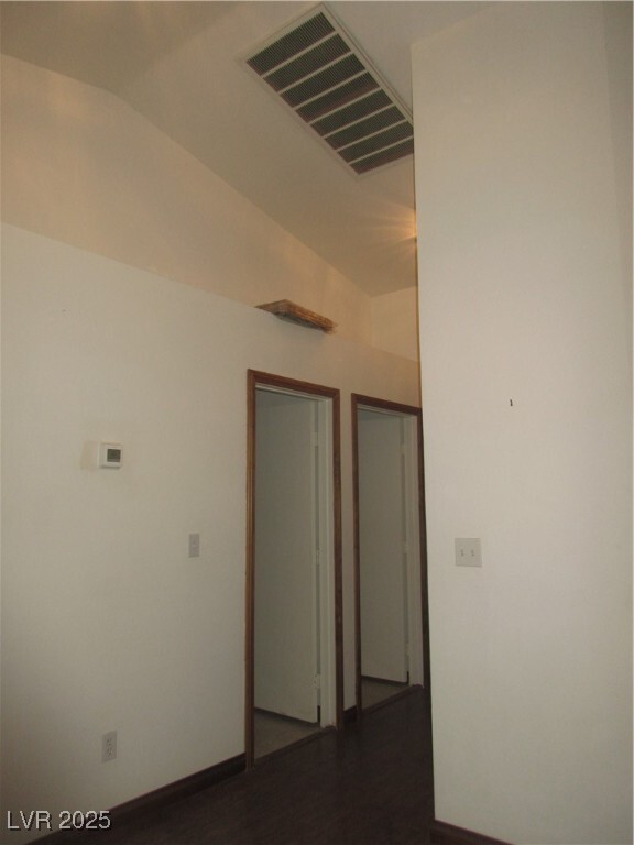 Building Photo - 1009 Harp Way