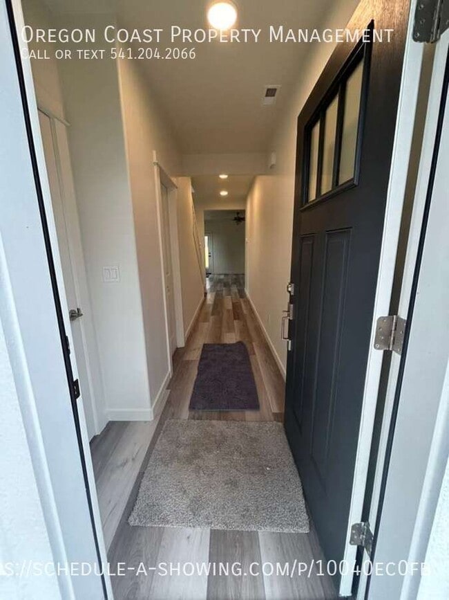 Building Photo - 15 Johnson St